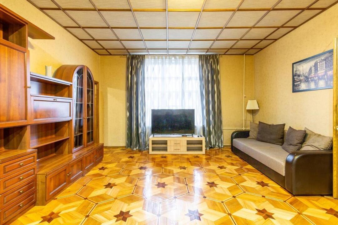 Apartments In The Center Of Minsk On Nezavisimosti 12 外观 照片